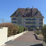 Apartman Les Normandieres-11 By Interhome *