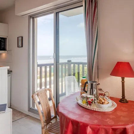 Les Normandieres-11 By Interhome Appartement *