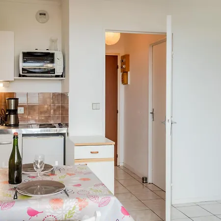 Les Normandieres-11 By Interhome Appartement