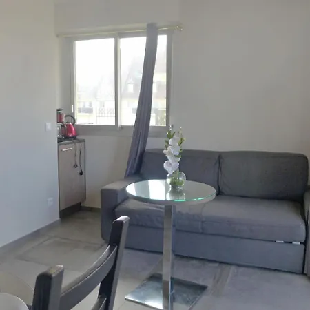 Les Normandieres-11 By Interhome Appartement