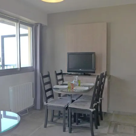 Appartement Les Normandieres-11 By Interhome Cabourg