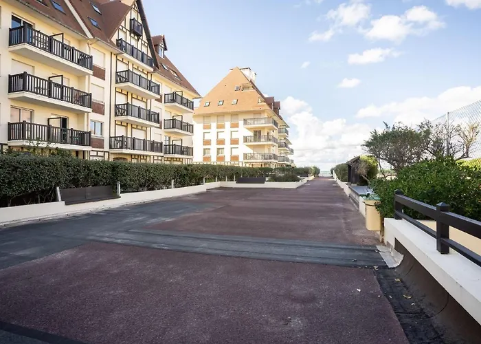 Apartamento Les Normandieres-11 By Interhome