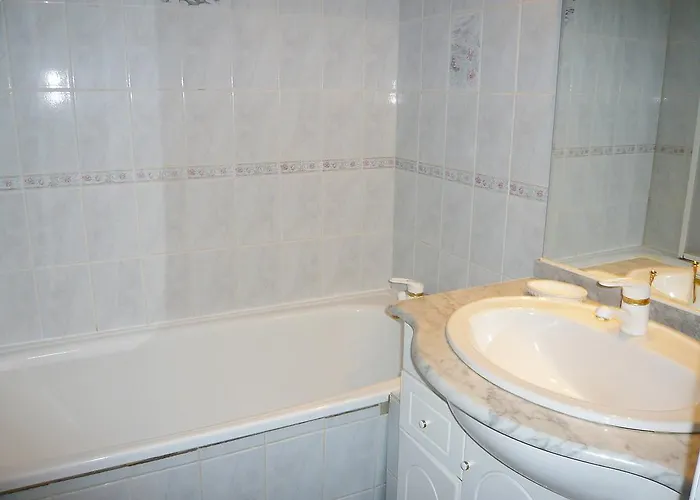 Apartamento Les Normandieres-11 By Interhome